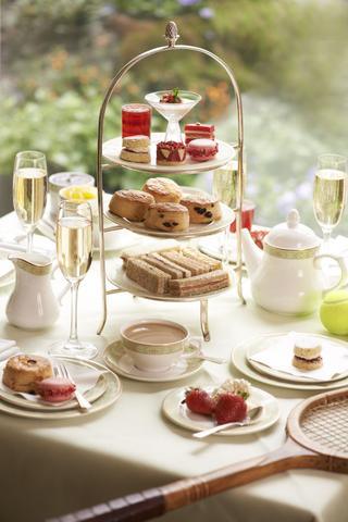 LINOROSO It Is Time For Afternoon Tea!