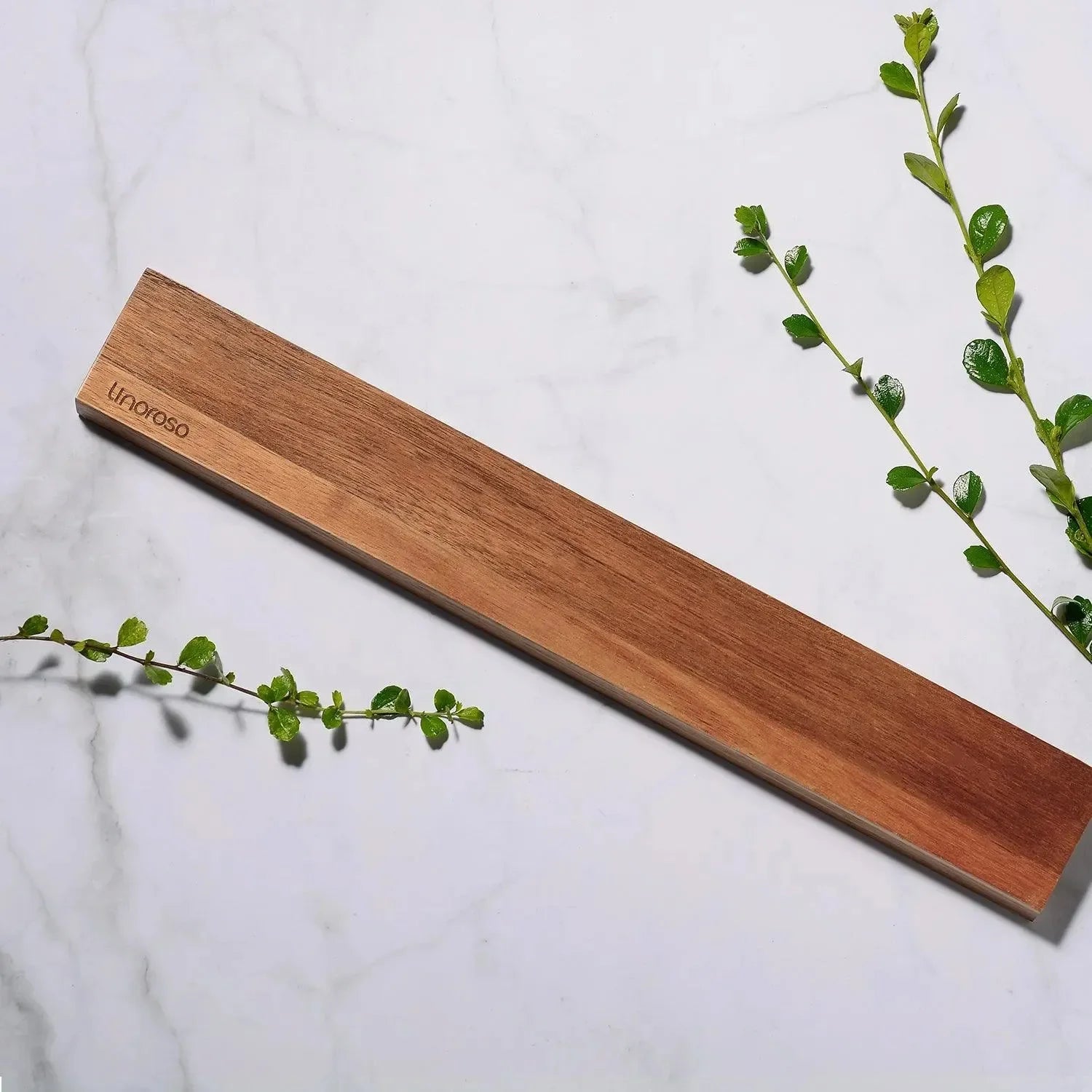 16 1/2 inch Wood Wall Mounted Magnetic Knife Strip - Linoroso