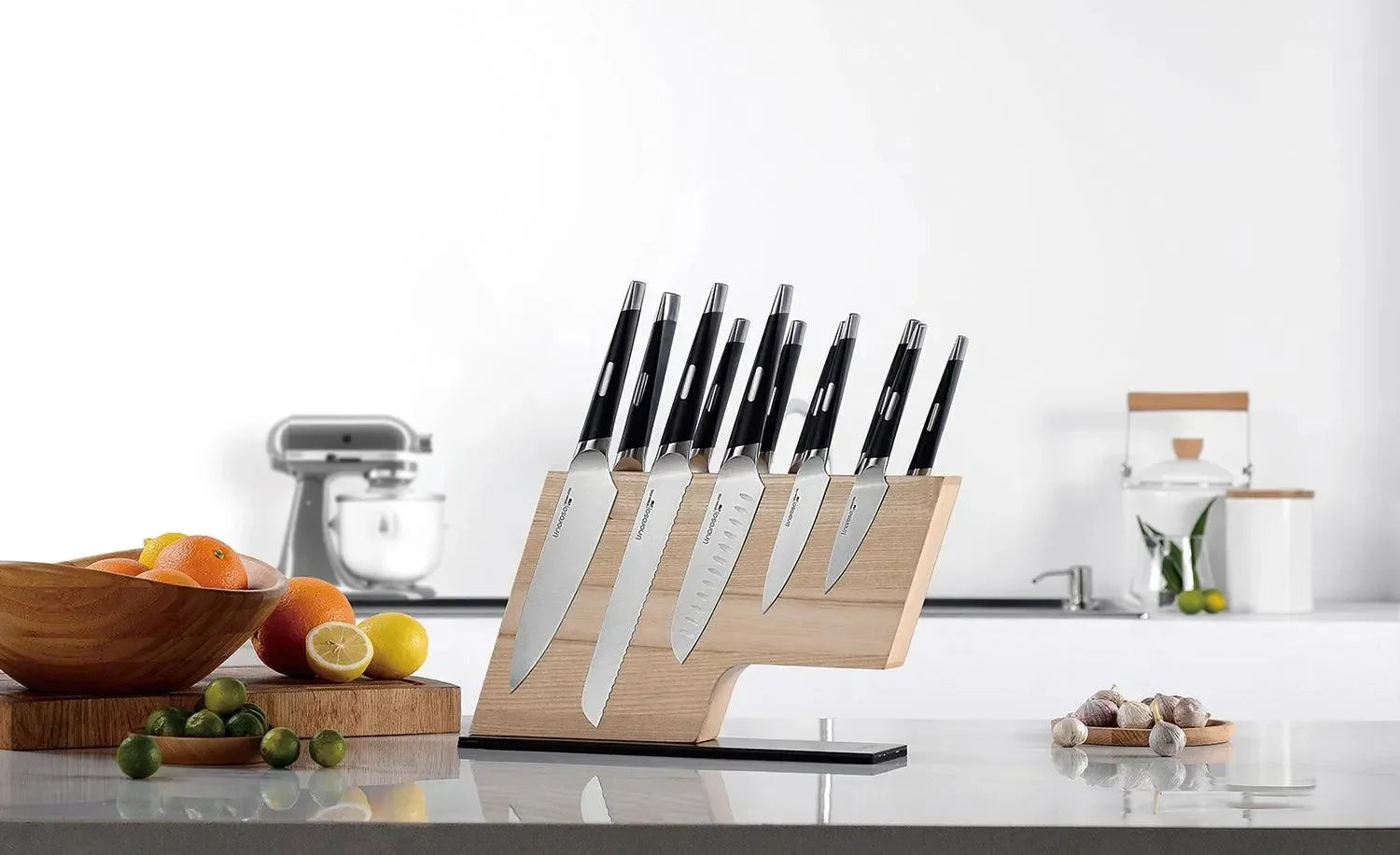 Magnetic Knife Block - 12 Knives fitted (MAX) - Linoroso